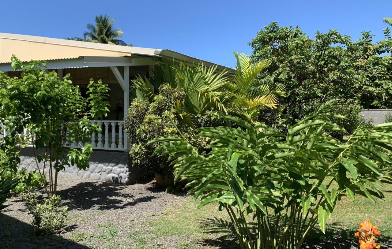 Pare Lodge Tahiti Pirae Exterior foto