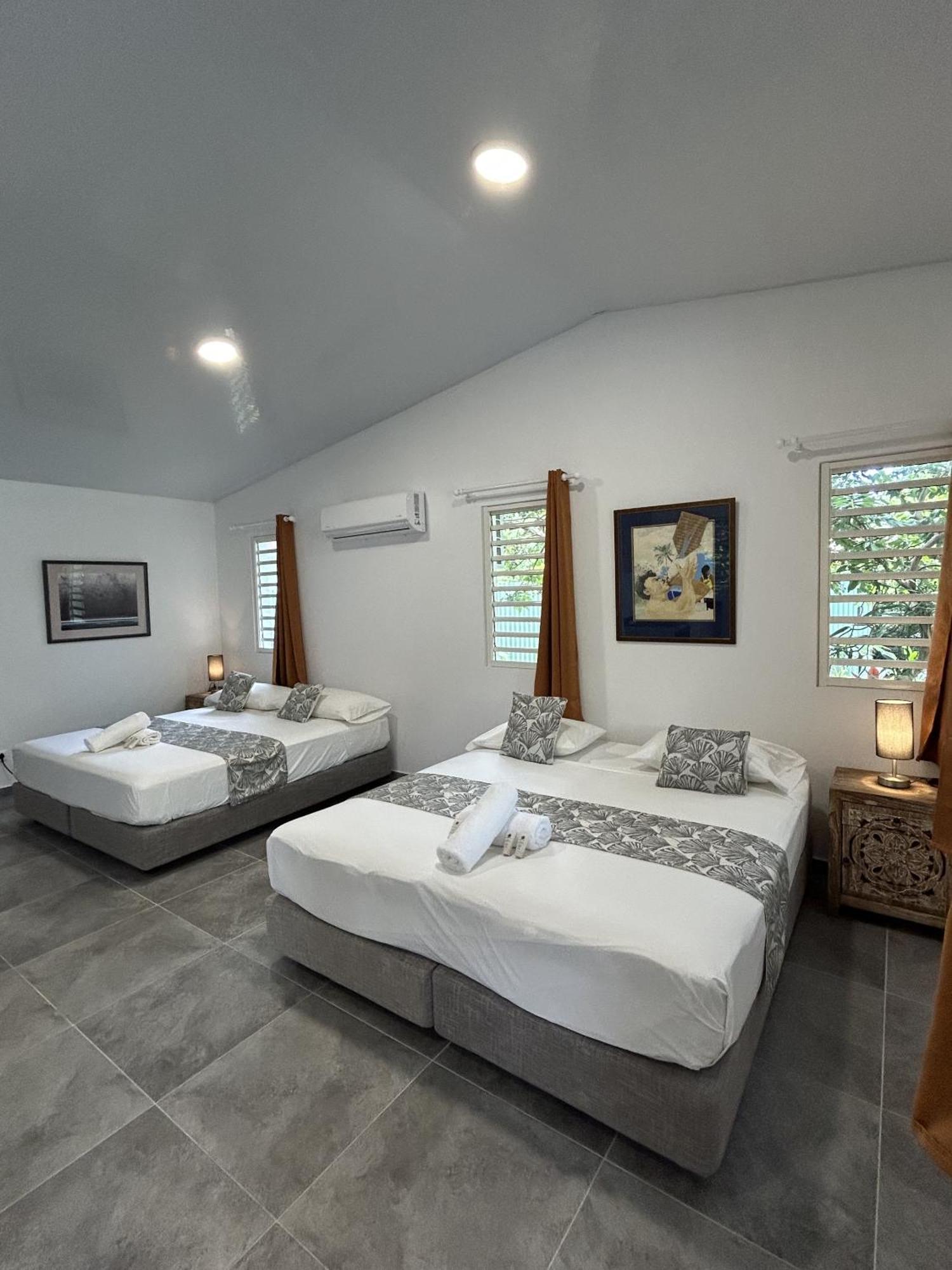 Pare Lodge Tahiti Pirae Habitación foto