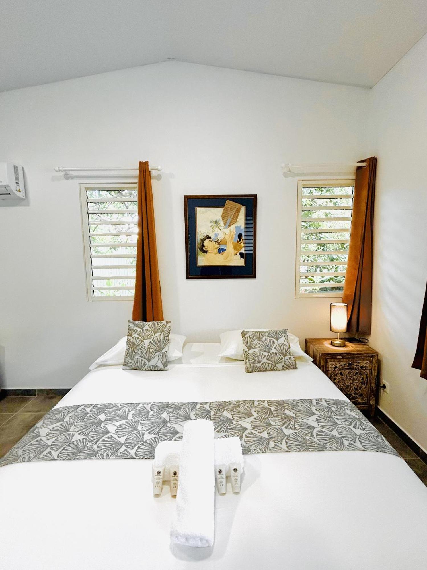 Pare Lodge Tahiti Pirae Habitación foto